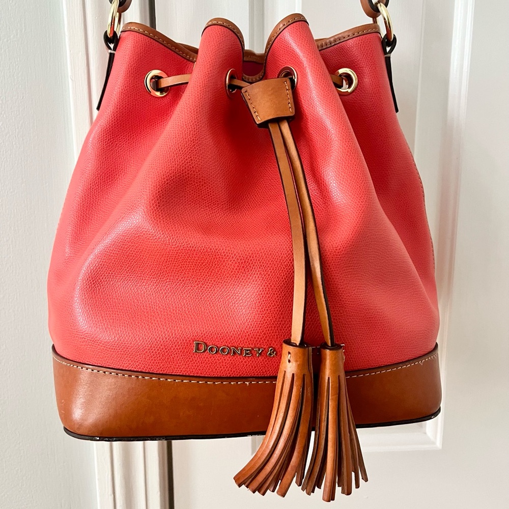 Dooney & Bourke Bucket Bag Tote